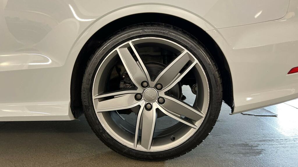 Audi A3 Cabriolet 2L S Line Silver #28