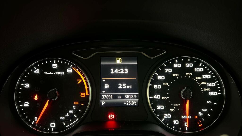 Audi A3 Cabriolet 2L S Line Silver #17