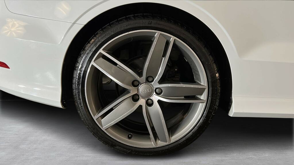 Audi A3 Cabriolet 2L S Line Silver #30
