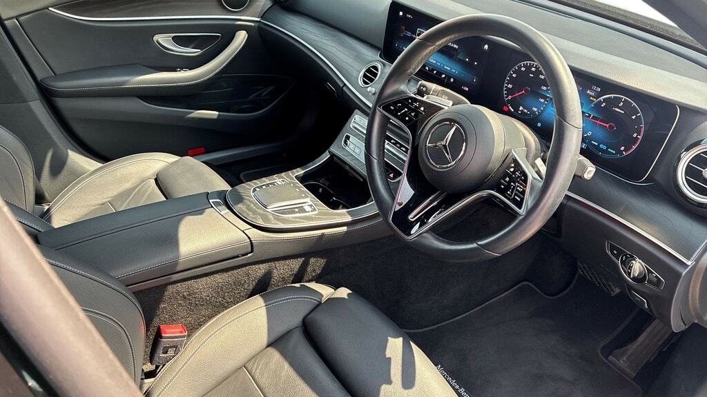 Mercedes-Benz E Class E220d 200 Amg Line 9G-tronic KU23LZD Black #3
