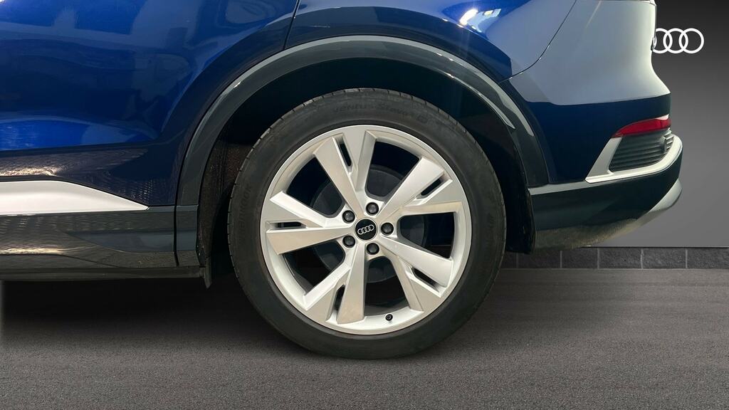 Audi Q4 E Tron 210Kw 45 Quattro 82Kwh S Line Lthtech BJ25NCU Blue #5