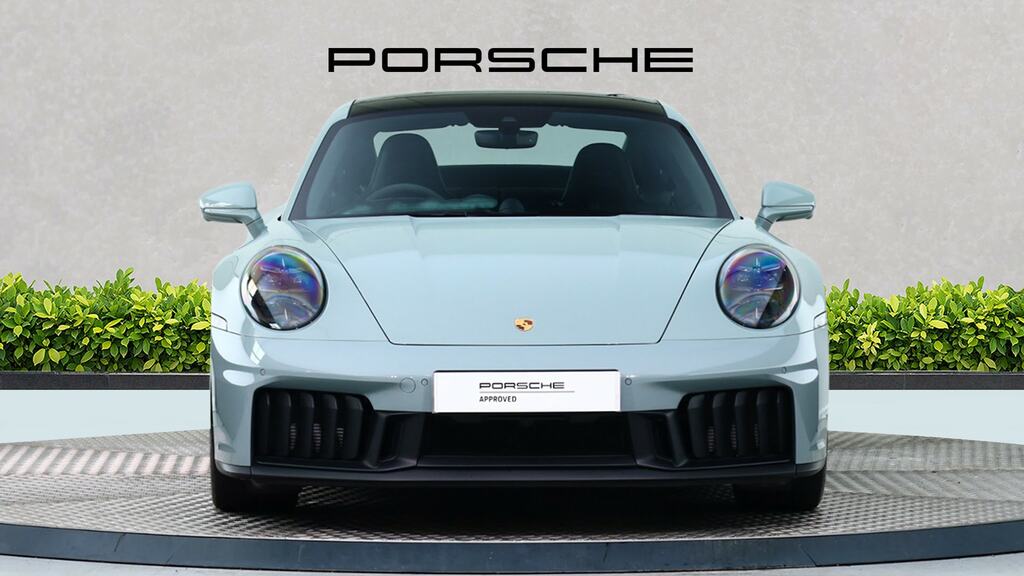 Porsche 911 Gts T-hybrid Pdk 4 Seat GY74ANV Green #2