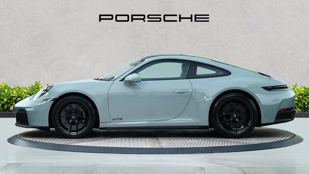 Porsche 911 Gts T-hybrid Pdk 4 Seat GY74ANV Green #4