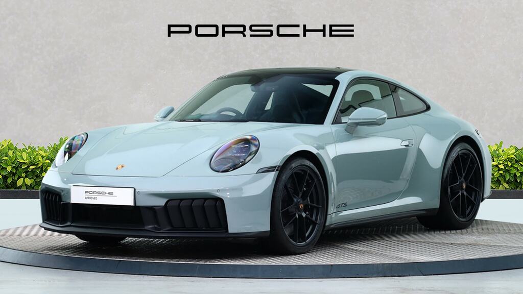 Porsche 911 Gts T-hybrid Pdk 4 Seat GY74ANV Green #3