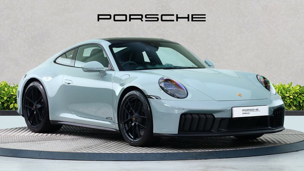 Porsche 911 Gts T-hybrid Pdk 4 Seat Green