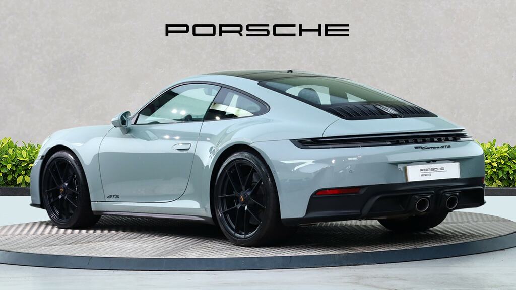 Porsche 911 Gts T-hybrid Pdk 4 Seat GY74ANV Green #5