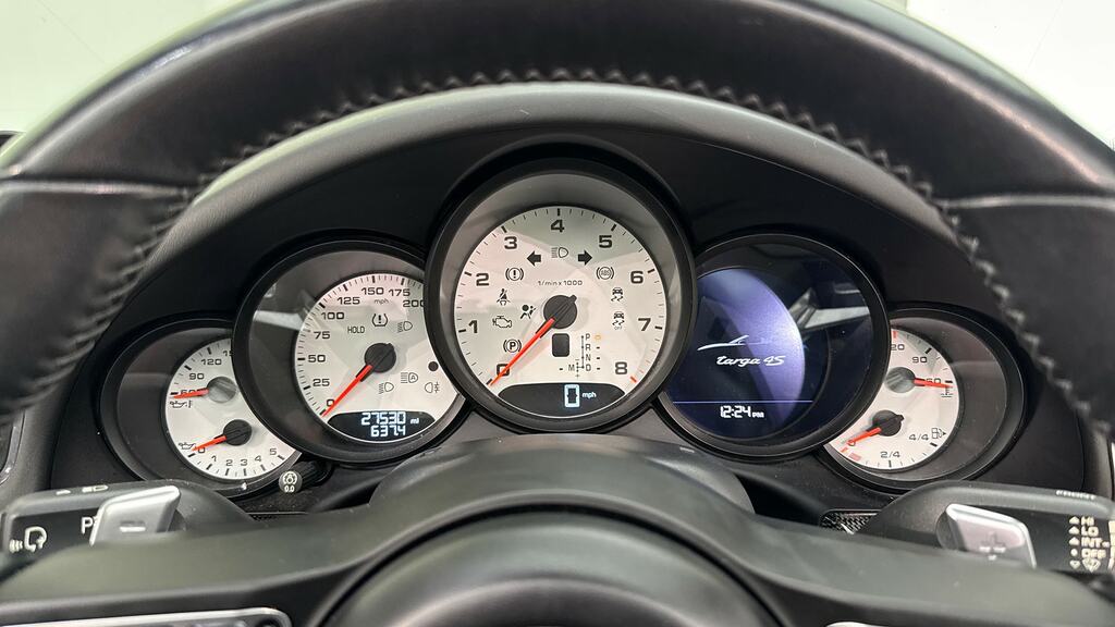 Porsche 911 Targa 4 Pdk Silver #22