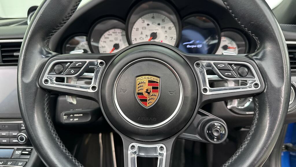 Porsche 911 Targa 4 Pdk Silver #33