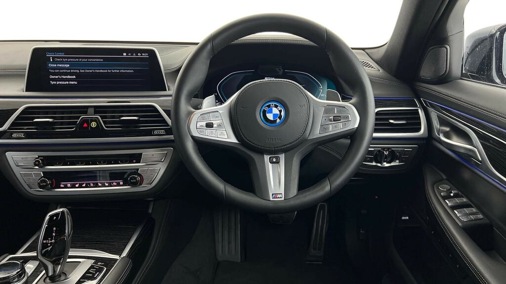 BMW 7 Series 745Le Xdrive M Sport Black #5