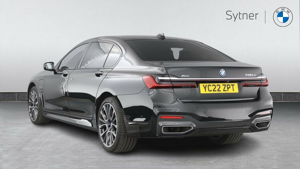 BMW 7 Series 745Le Xdrive M Sport Black #2