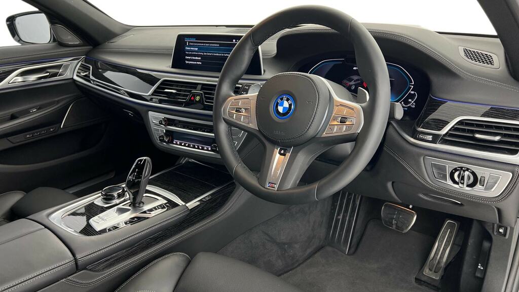 BMW 7 Series 745Le Xdrive M Sport Black #6