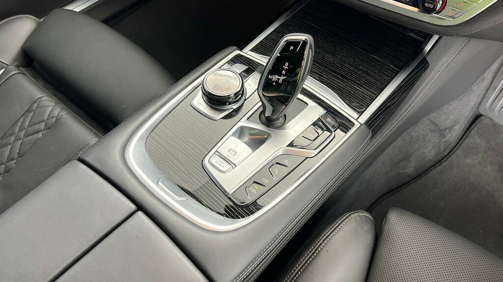 BMW 7 Series 730D Mht Grey #10