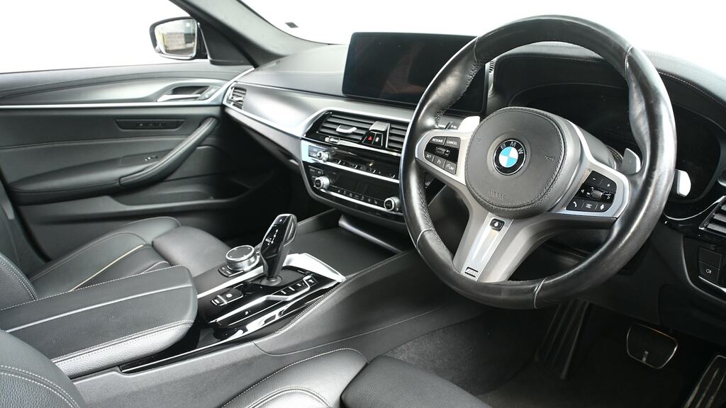 BMW 5 Series 520D Xdrive Mht M Sport Step Pro Pack HJ23OBZ Black #6