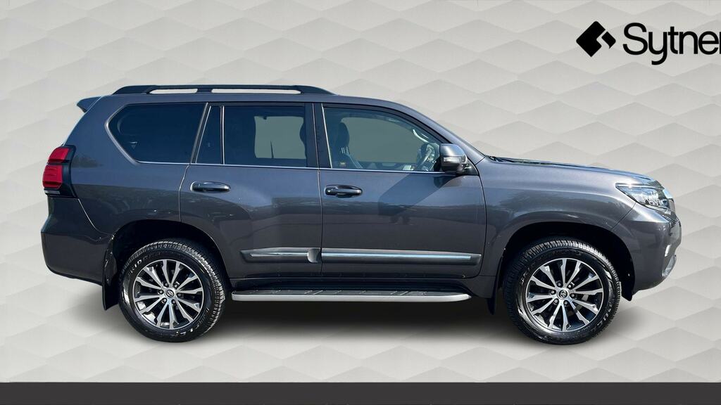 Toyota Land Cruiser 2.8 D-4d Invincible 7 Seats Grey #5