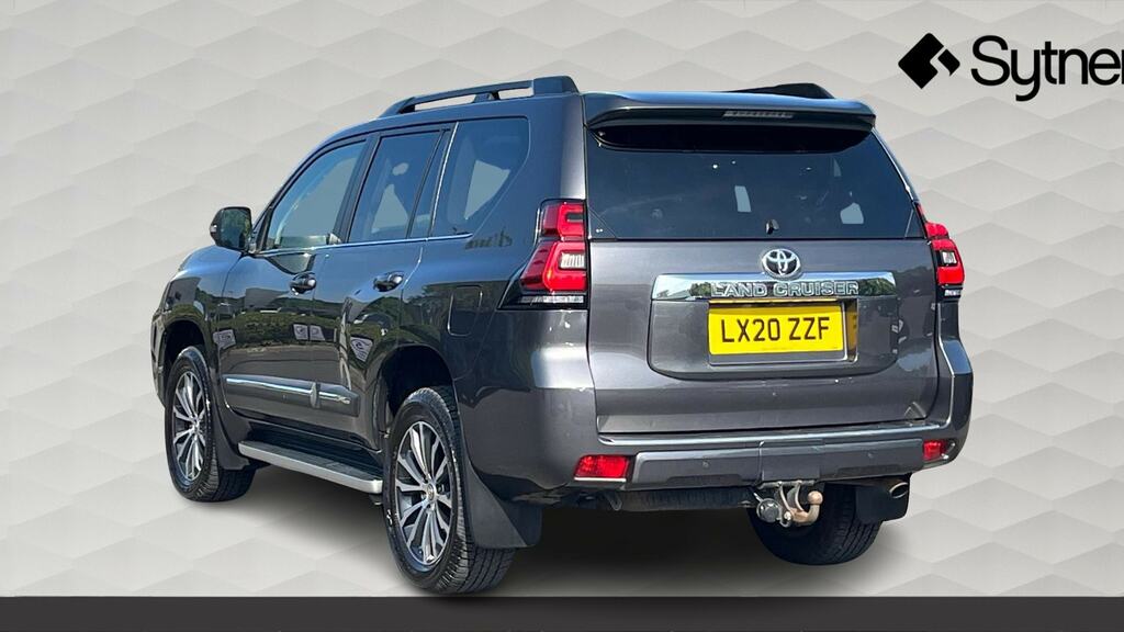 Toyota Land Cruiser 2.8 D-4d Invincible 7 Seats Grey #2