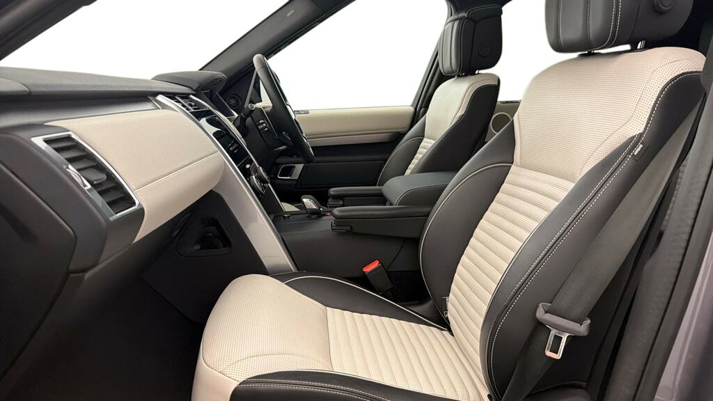 Land Rover Discovery 3.0 D300 Dynamic Hse KR24WYL Grey #3