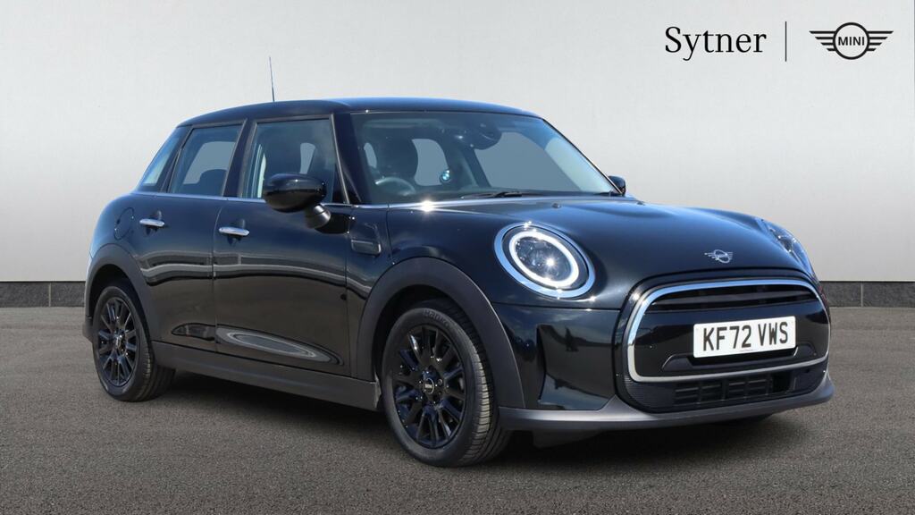 Mini Hatch 1.5 Cooper Classic Premium Black