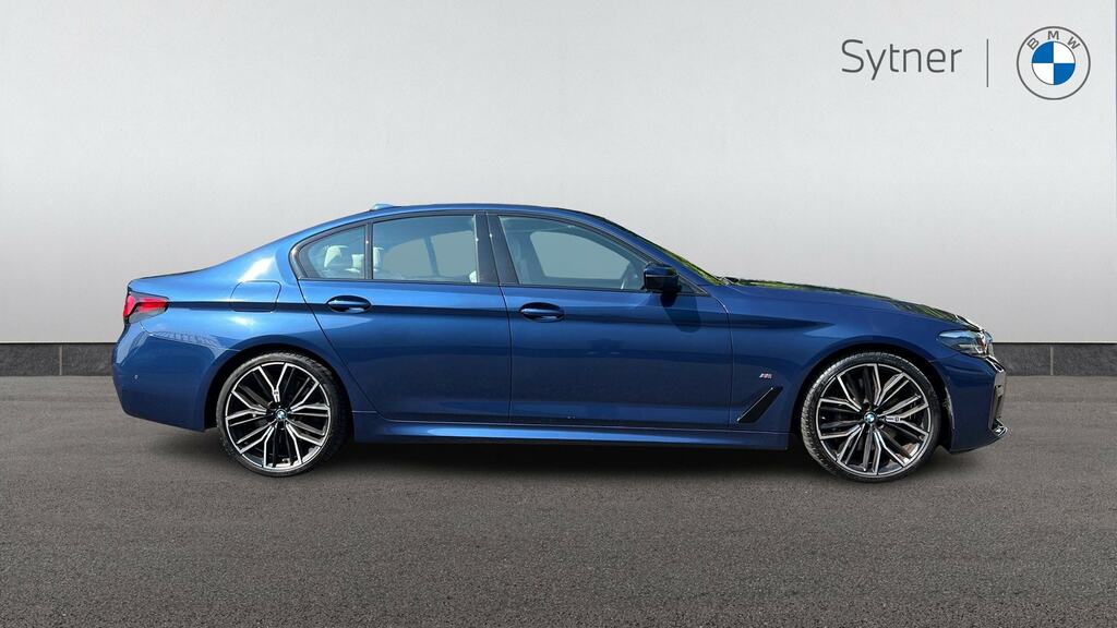 BMW 5 Series 530D Xdrive Mht M Sport BC70VAY Blue #3