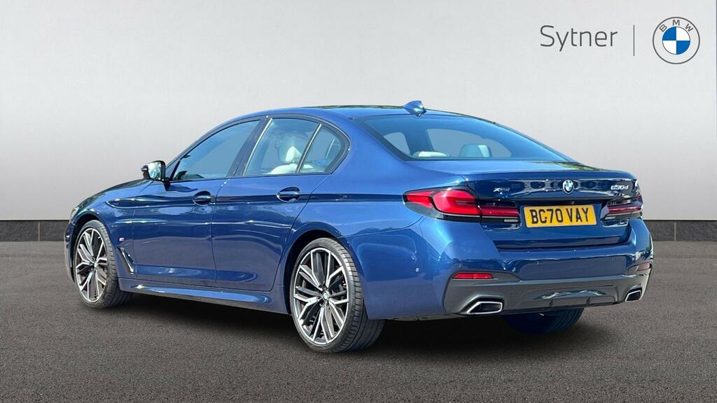 BMW 5 Series 530D Xdrive Mht M Sport BC70VAY Blue #2