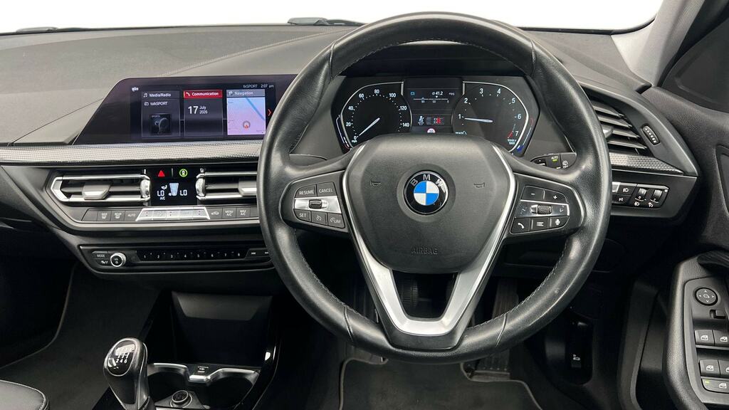 BMW 1 Series 118I Sport YF69HFL Black #5