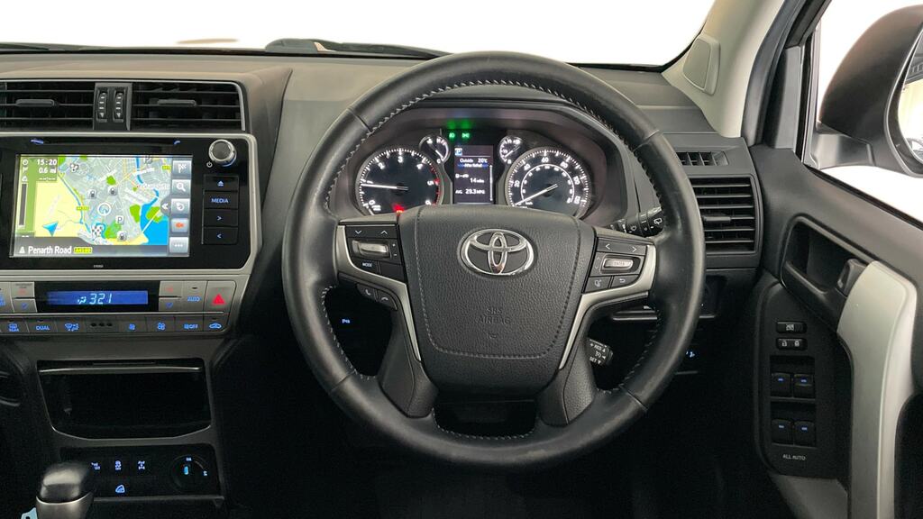 Toyota Land Cruiser 2.8 D-4d Active 7 Seats Black #8