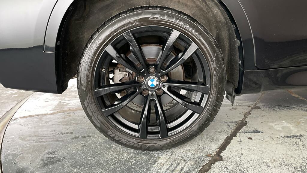 BMW X6 M50d 4Wd White #24
