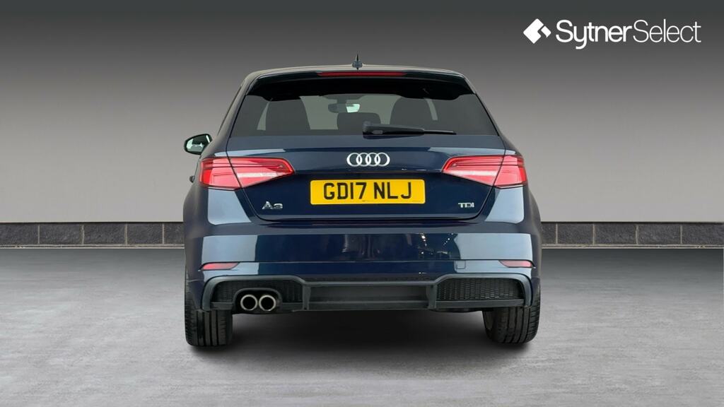 Audi A3 2.0 Tdi Black Edition GD17NLJ Blue #5