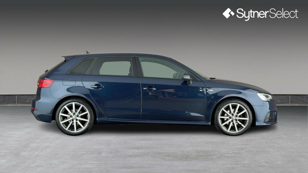 Audi A3 2.0 Tdi Black Edition GD17NLJ Blue #3