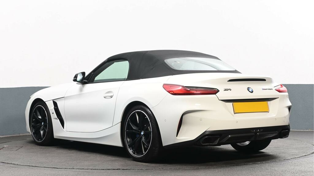 BMW Z4 Sdrive M40i Shadowline Plustech Pack SE73PXJ White #3