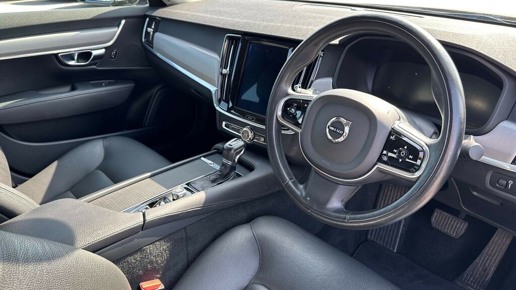 Volvo S90 2.0 D4 Momentum Geartronic Black #5