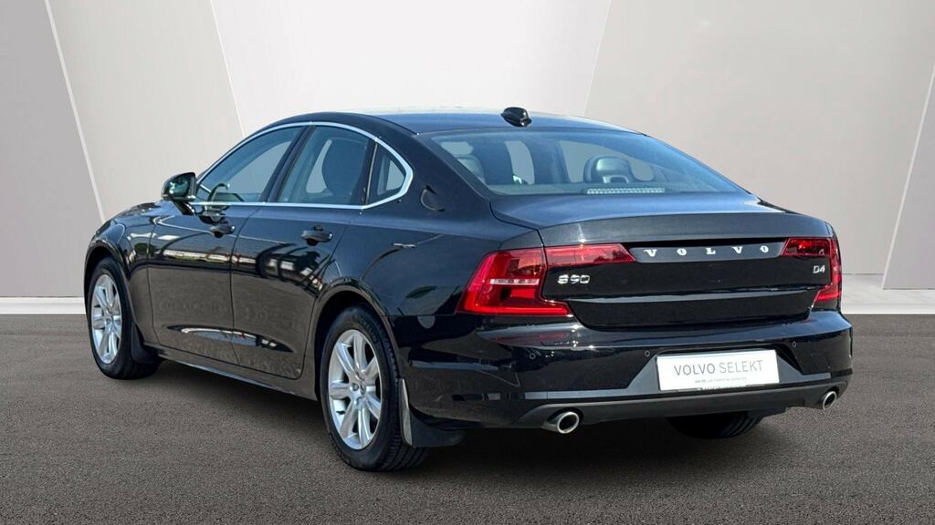 Volvo S90 2.0 D4 Momentum Geartronic Black #2