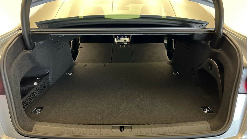 Audi A6 Saloon Black Edition Black #21