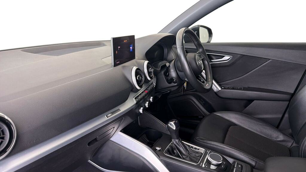 Audi Q2 35 Tfsi S Line S Tronic EA22NYU Grey #2