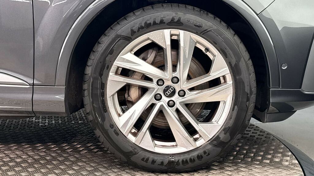 Audi Q7 55 Tfsi Quattro S Line Tiptronic RE22FTC Grey #5