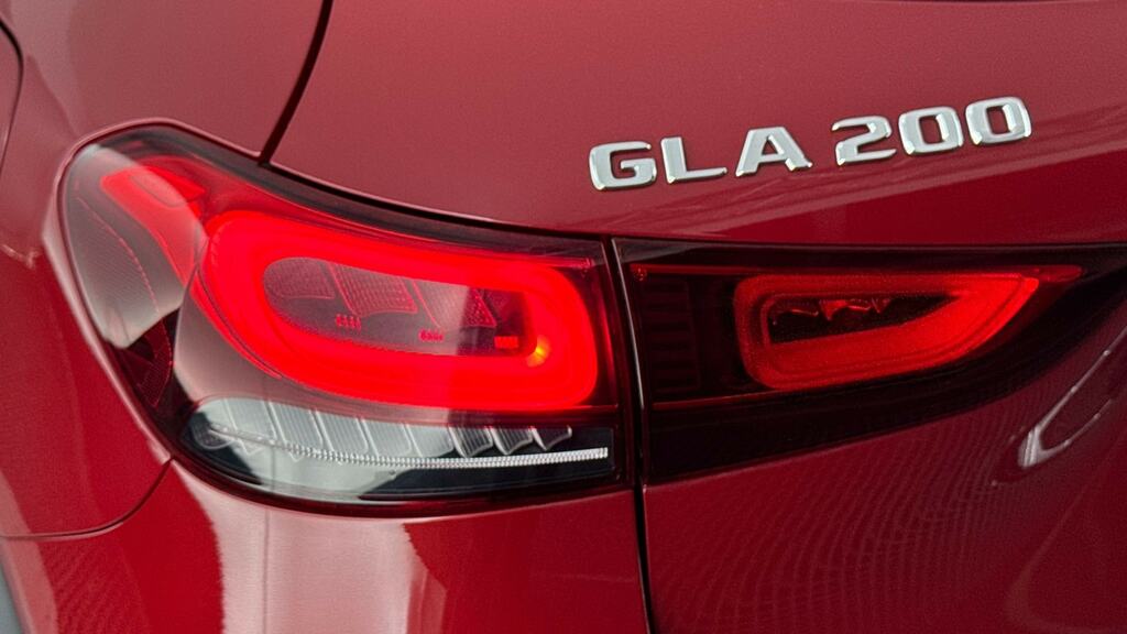 Mercedes-Benz GLA Class Black #19