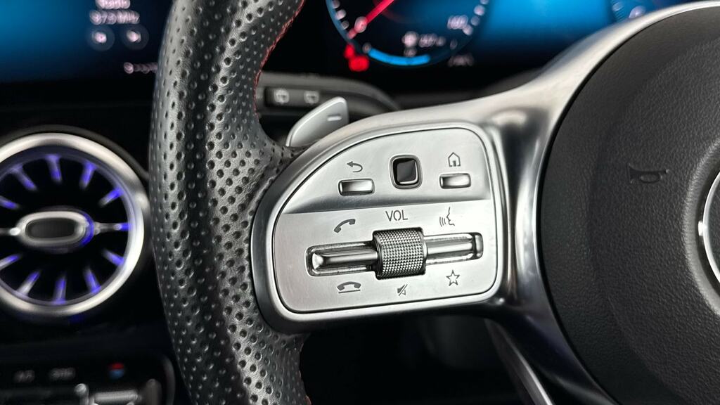 Mercedes-Benz GLA Class Black #14