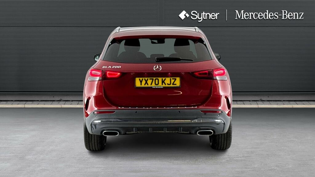 Mercedes-Benz GLA Class Black #7