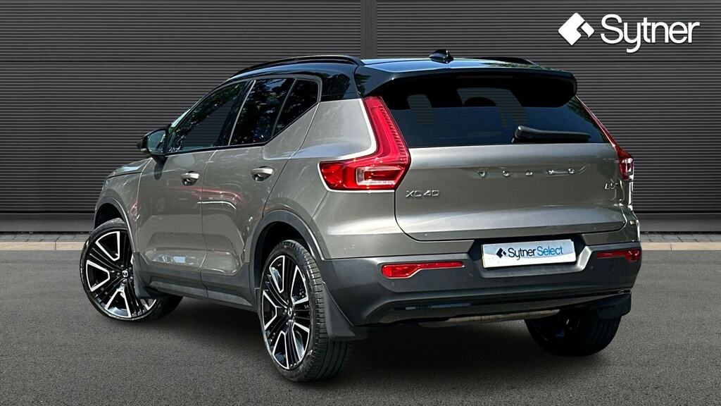 Volvo XC40 2.0 B5p R Design Pro Awd YW21HLH Grey #2