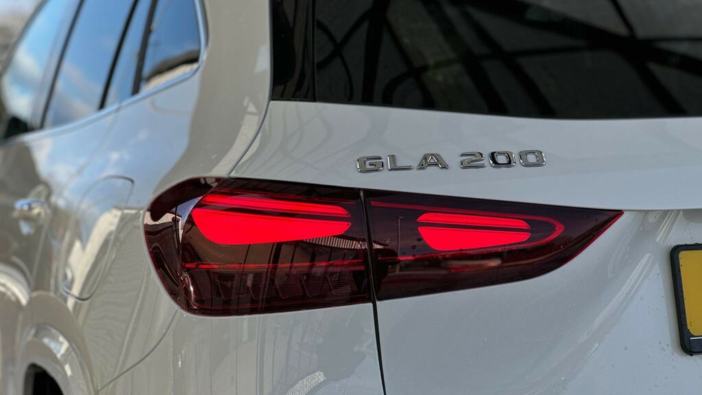 Mercedes-Benz GLA Class Gla 200D Amg Line Executive Black #20