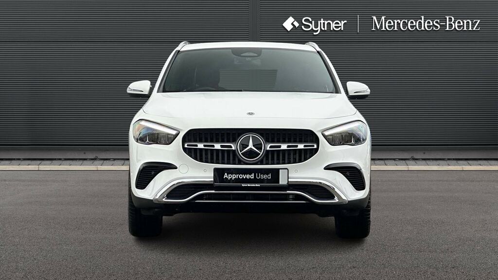 Mercedes-Benz GLA Class Gla 200 Rhd Black #6