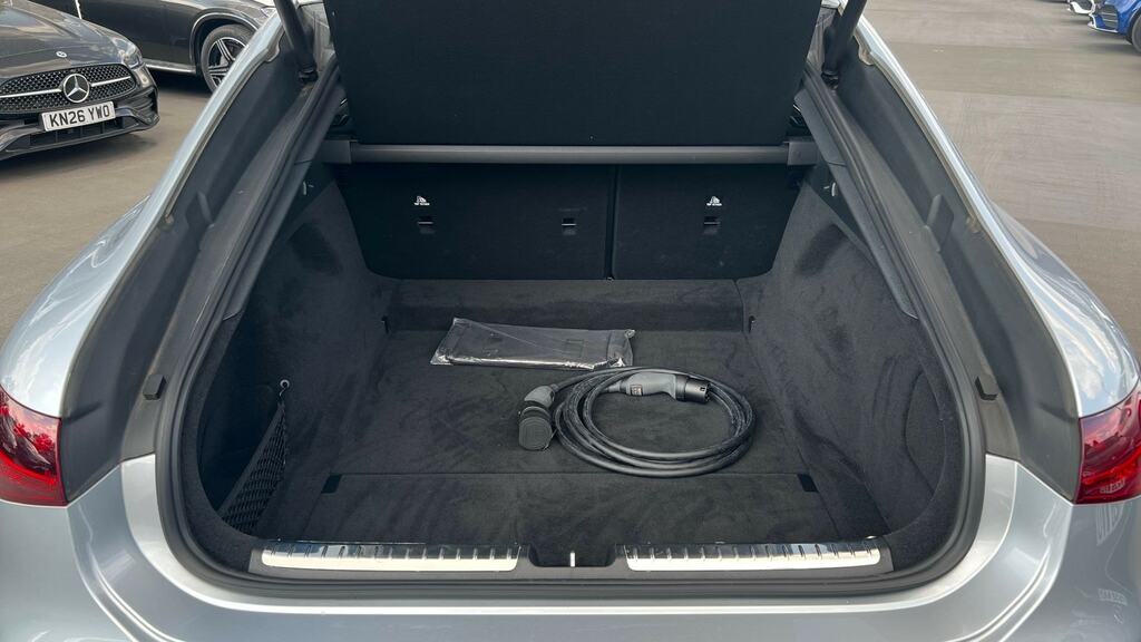 Mercedes-Benz EQS Hatchback White #16