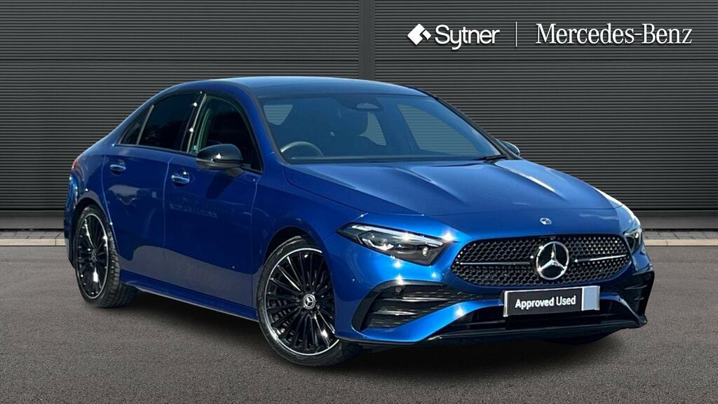 Mercedes-Benz A Class A200 Amg Line Premium Plus Blue