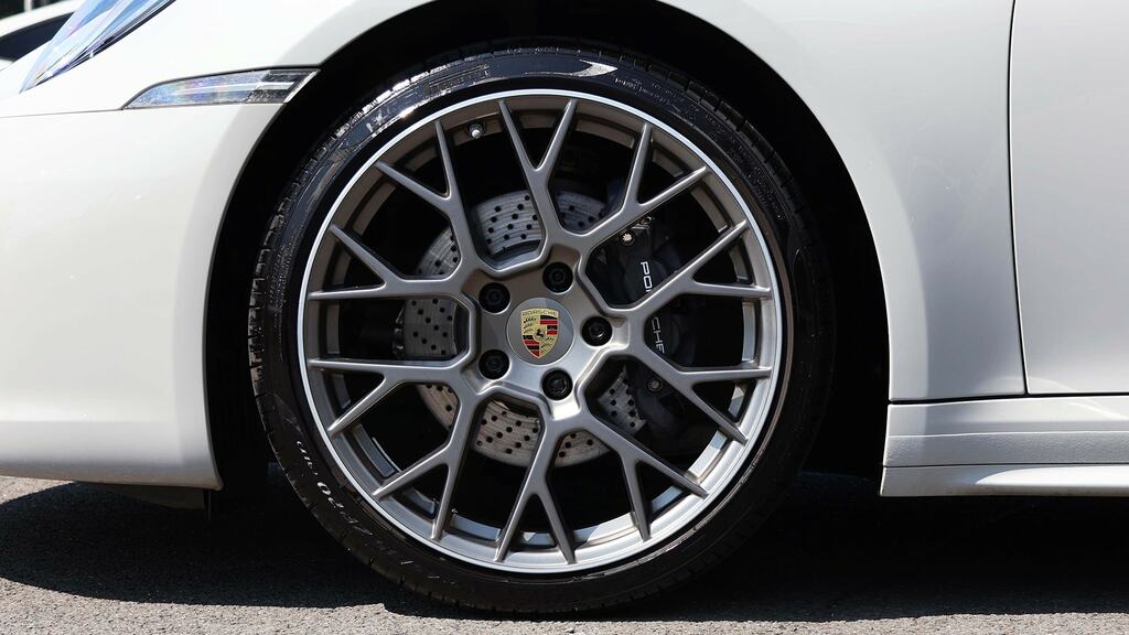 Porsche 911 2dr Pdk Grey #4