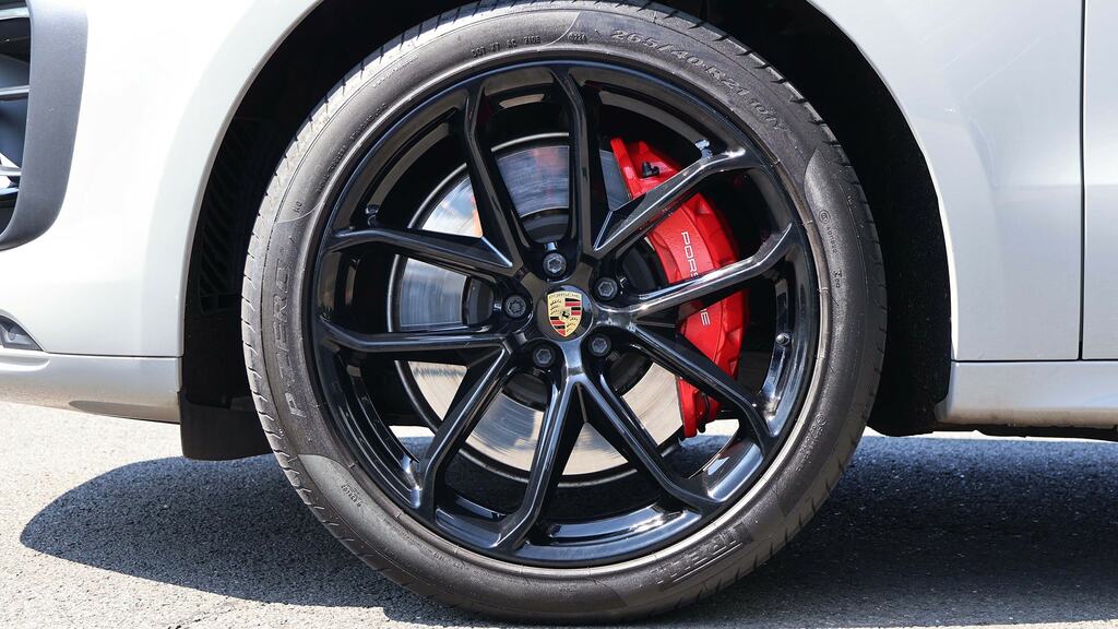 Porsche Macan Gts Pdk Grey #4