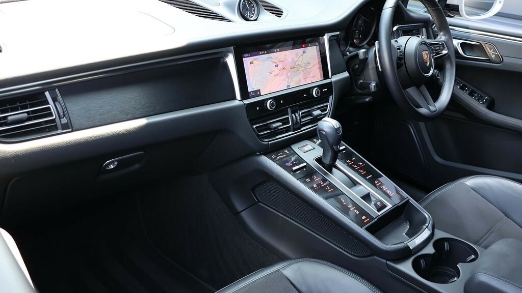 Porsche Macan Gts Pdk Grey #3