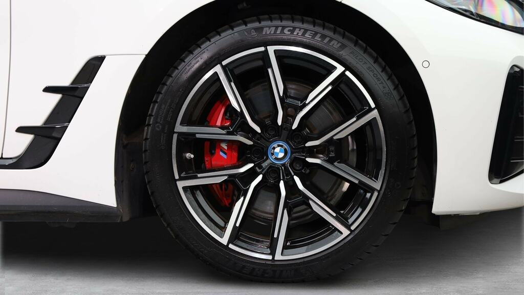 BMW i4 M Sport Blue #14