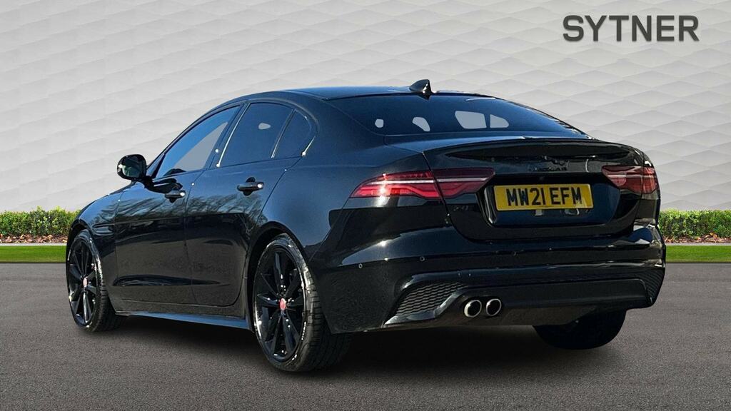 Jaguar XE 2.0 D200 R-dynamic Black MW21EFM Black #2