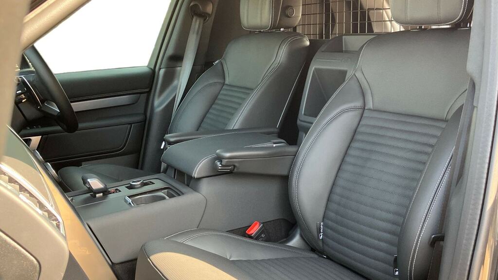 Land Rover Discovery 3.0 D350 Dynamic Hse Commercial Grey #4