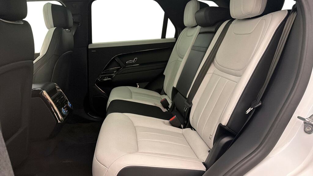 Land Rover Range Rover Sport 3.0 P460e MD73HZP White #4