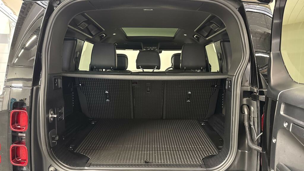 Land Rover Defender 110 D300 X-dynamic Se Eiger Grey Grey #10